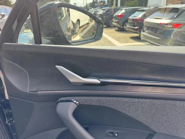 SKODA Kodiaq (2025) — foto 9 van 24