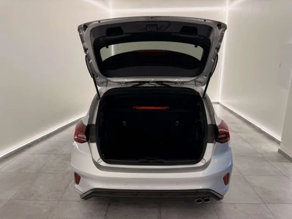 Ford Focus (2025) — foto 22 van 23