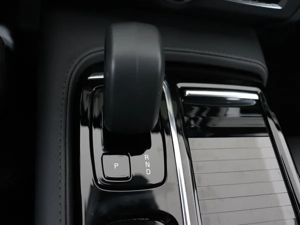 VOLVO V90 (2024) — foto 4 van 34