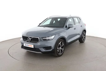 Volvo XC40 8fea0609-aef4-445c-9bbe-f47ecfe4870e