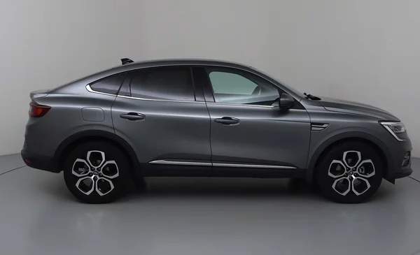 Renault Arkana E-TECH (HEV) (2022) — foto 31 van 34