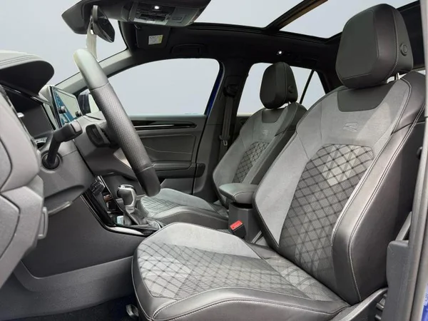 VOLKSWAGEN T-Roc (2023) — foto 7 van 27
