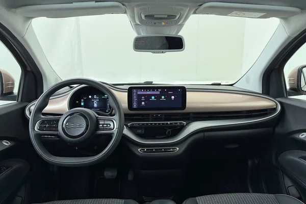 Fiat E-500 (2022) — foto 17 van 17
