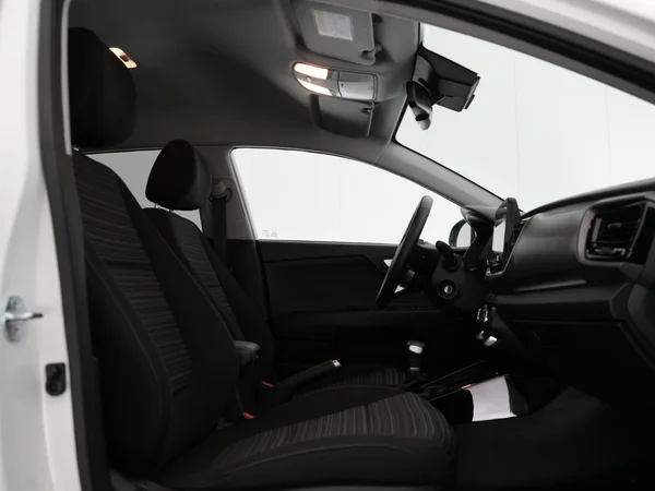 Kia Stonic (2025) — foto 5 van 25