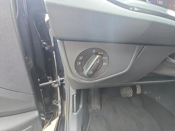 VOLKSWAGEN Taigo (2024) — foto 13 van 24