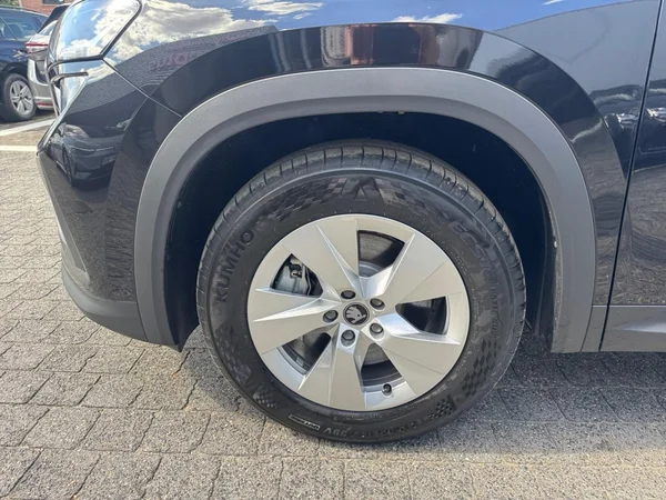 SKODA Kodiaq (2025) — foto 16 van 24