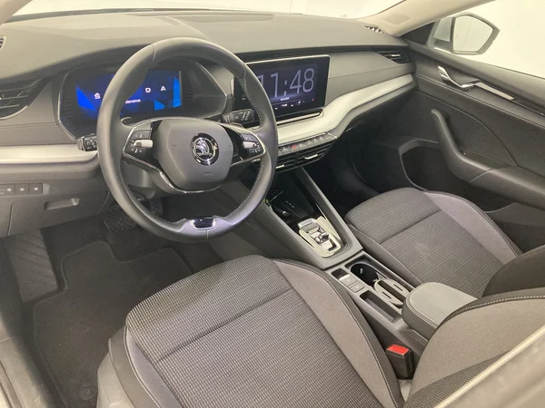 SKODA Octavia Combi (2022) — foto 30 van 36