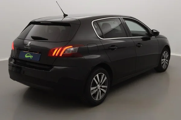 Peugeot 308 (2020) — foto 37 van 41