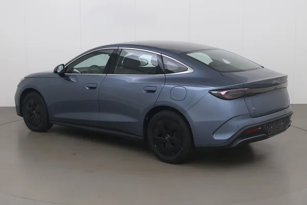 BYD Seal 6 Phev (2025) — foto 6 van 12