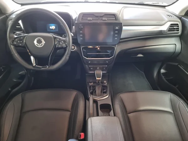 KGM / SSANGYONG Tivoli (2025) — foto 2 van 23