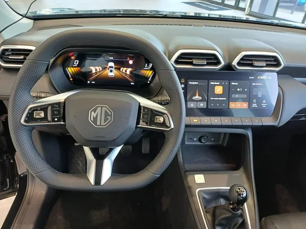 MG ZS (2025) — foto 3 van 16
