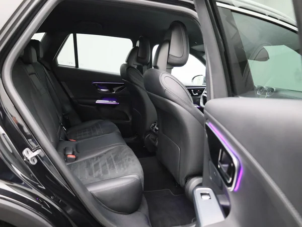 Mercedes-Benz GLC (2025) — foto 39 van 50