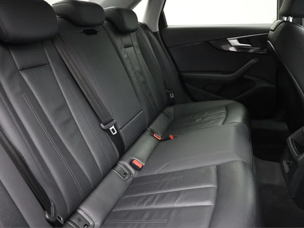 AUDI A4 Dsl (2020) — foto 19 van 19