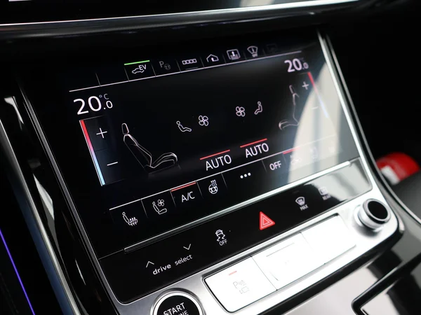 AUDI A8 PHEV (2025) — foto 13 van 27
