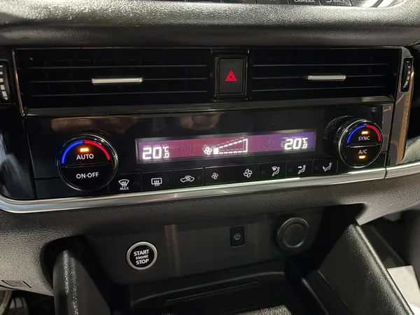 Nissan Qashqai (2021) — foto 7 van 26