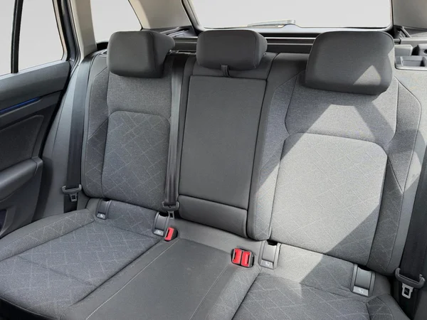VOLKSWAGEN Golf VIII SW (2023) — foto 5 van 25