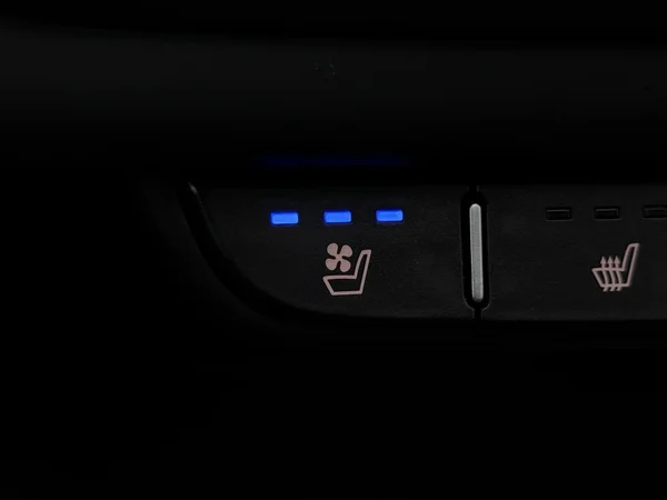 KIA XCeed (2022) — foto 19 van 34
