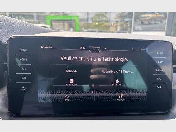 Skoda Kamiq (2022) — foto 5 van 26