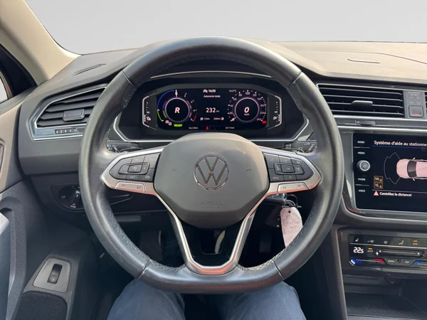 VOLKSWAGEN Tiguan eHybrid (PHEV) (2022) — foto 4 van 22