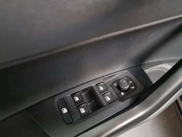 VOLKSWAGEN Polo (2025) — foto 5 van 15
