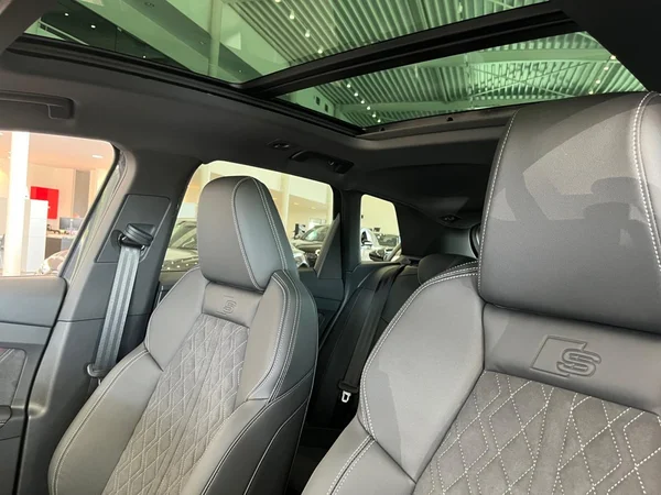 AUDI Q4 e-tron (2026) — foto 4 van 7
