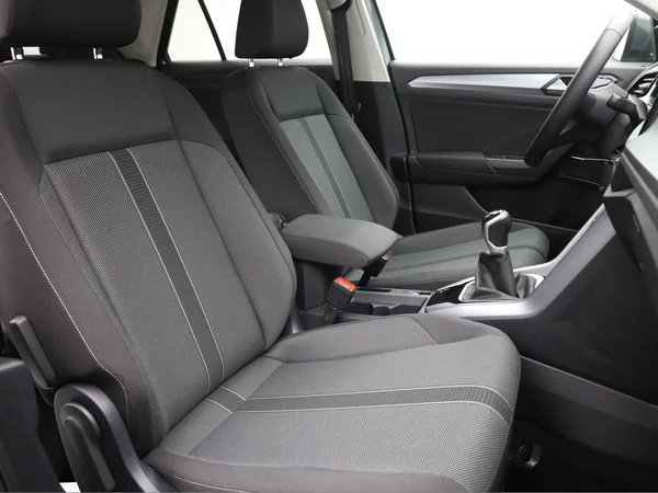 VOLKSWAGEN T-Roc (2023) — foto 14 van 19
