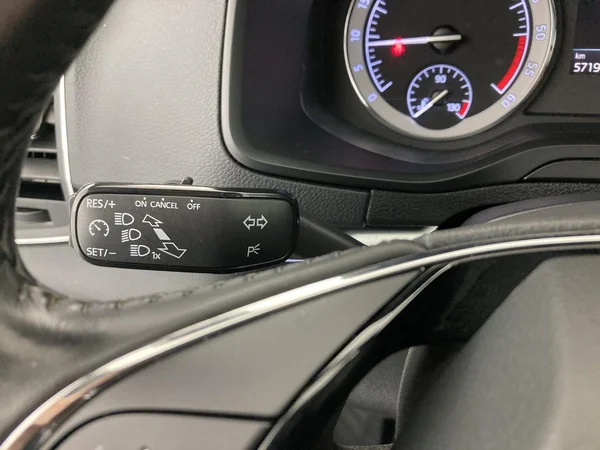 SKODA Karoq Dsl (2021) — foto 25 van 36