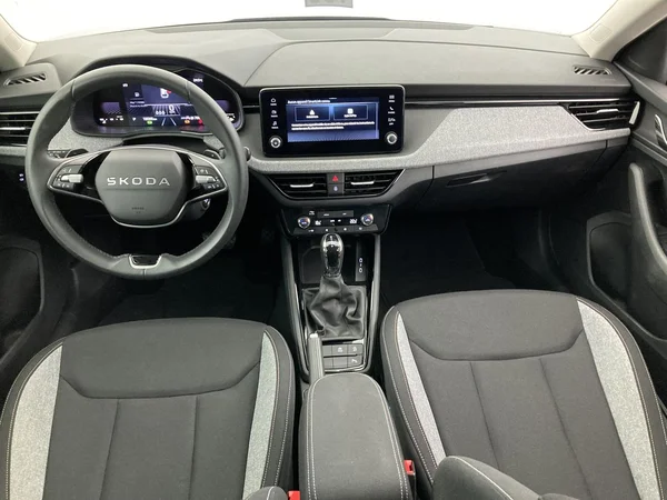 SKODA Scala (2025) — foto 7 van 36