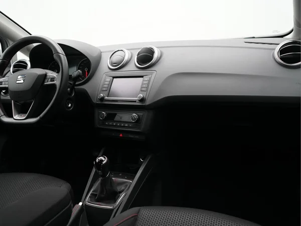 SEAT Ibiza SC (2015) — foto 24 van 28