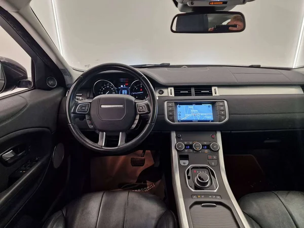 Land Rover Range Rover Evoque (2018) — foto 13 van 16