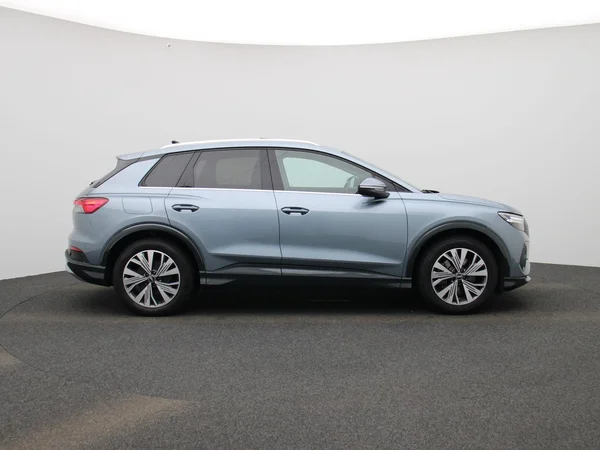 Audi Q4 e-tron (2021) — foto 46 van 48