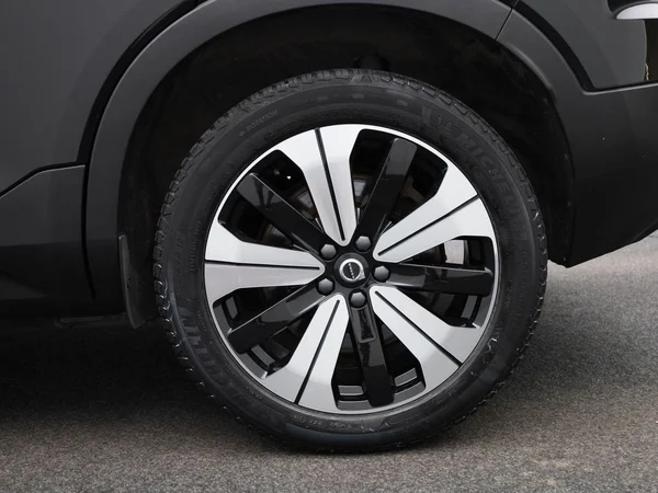 Volvo XC40 (2023) — foto 5 van 45