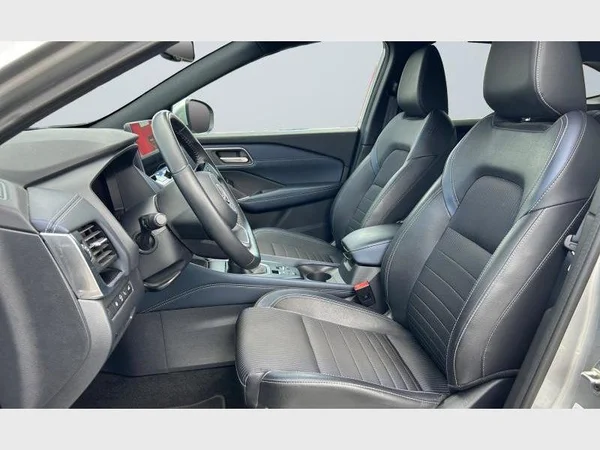 Nissan QASHQAI (2023) — foto 32 van 32