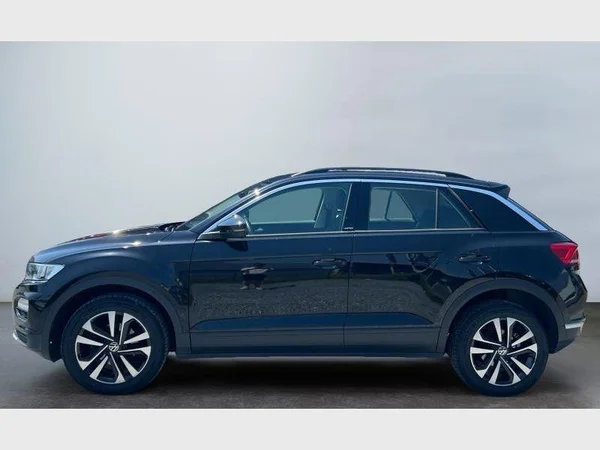 Volkswagen T-Roc (2021) — foto 27 van 29