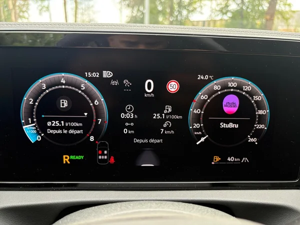 VOLKSWAGEN Tiguan (2026) — foto 6 van 24