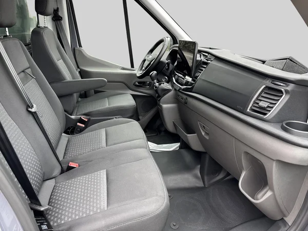 Ford Transit (2025) — foto 8 van 27
