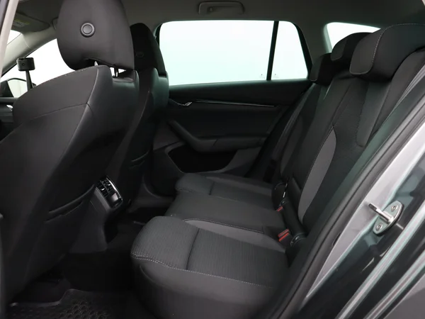 SKODA Octavia (2022) — foto 5 van 25