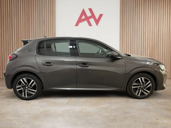 Peugeot 208 (2020) — foto 24 van 29