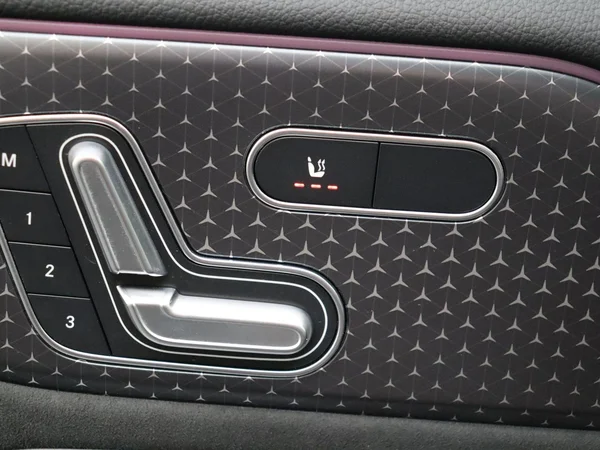 Mercedes-Benz EQB (2026) — foto 34 van 34