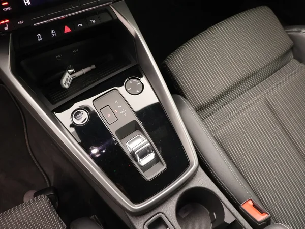 Audi A3 (2024) — foto 7 van 23