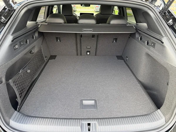 VOLKSWAGEN ID.7 Tourer (2026) — foto 9 van 18