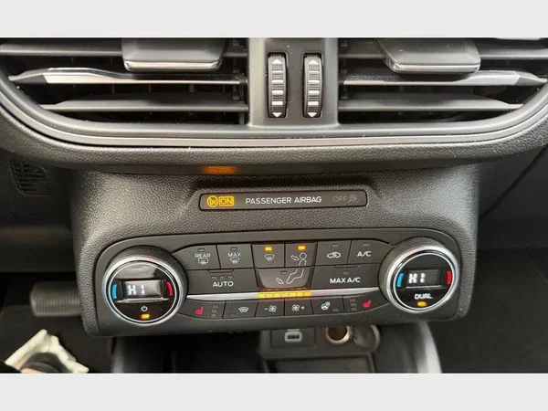 Ford Focus SW (2022) — foto 16 van 25