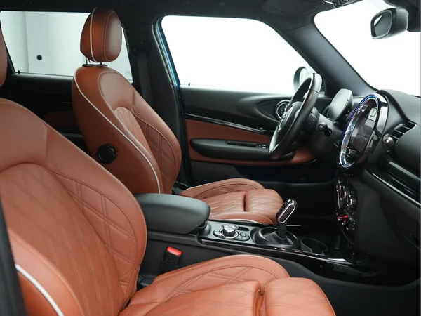 MINI Mini Clubman (F54 LCI) (2023) — foto 7 van 22