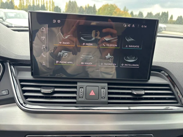 AUDI Q5 Sportback (2025) — foto 7 van 19