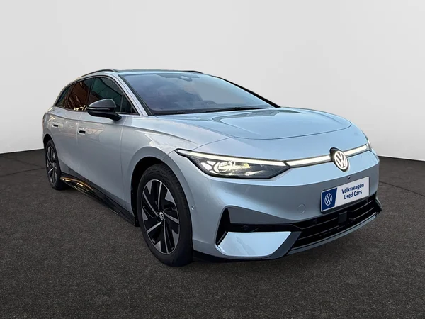 VOLKSWAGEN ID.7 Tourer (2025) — foto 10 van 23