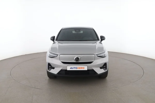 Volvo C40 (2022) — foto 15 van 16
