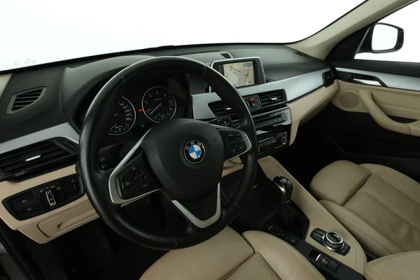 BMW X1 (2016) — foto 2 van 16