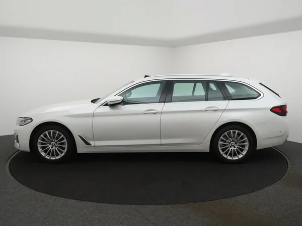 BMW 5 Reeks (2020) — foto 27 van 28