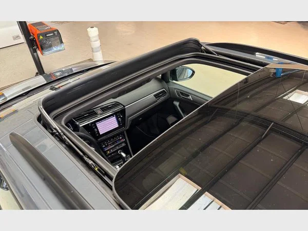 Volkswagen Touran (2024) — foto 20 van 32