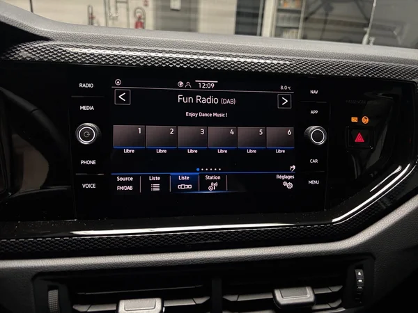 VOLKSWAGEN Taigo (2026) — foto 4 van 66